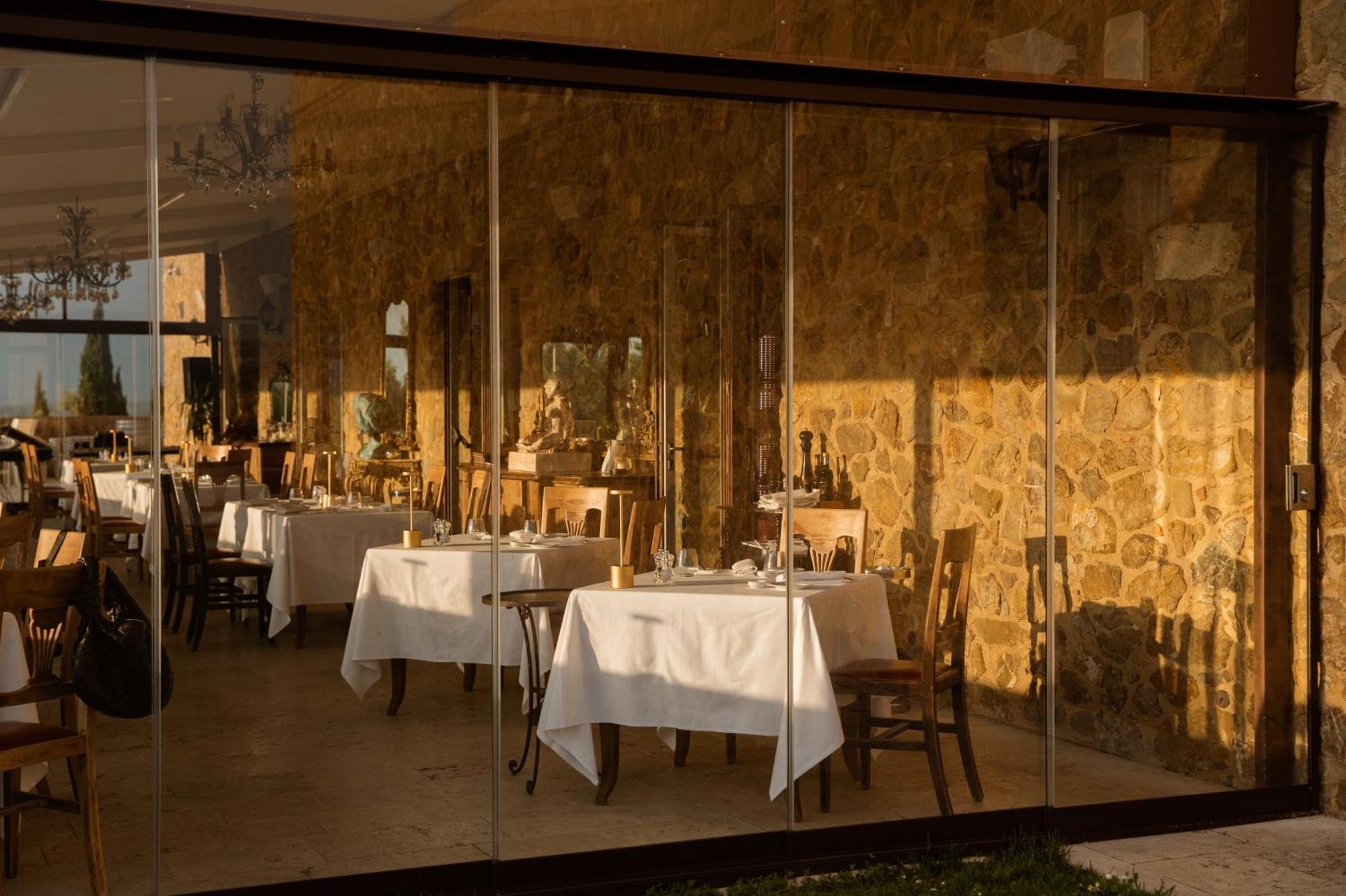 Castello Di Velona Resort, Thermal Spa & Winery Montalcino Exterior photo