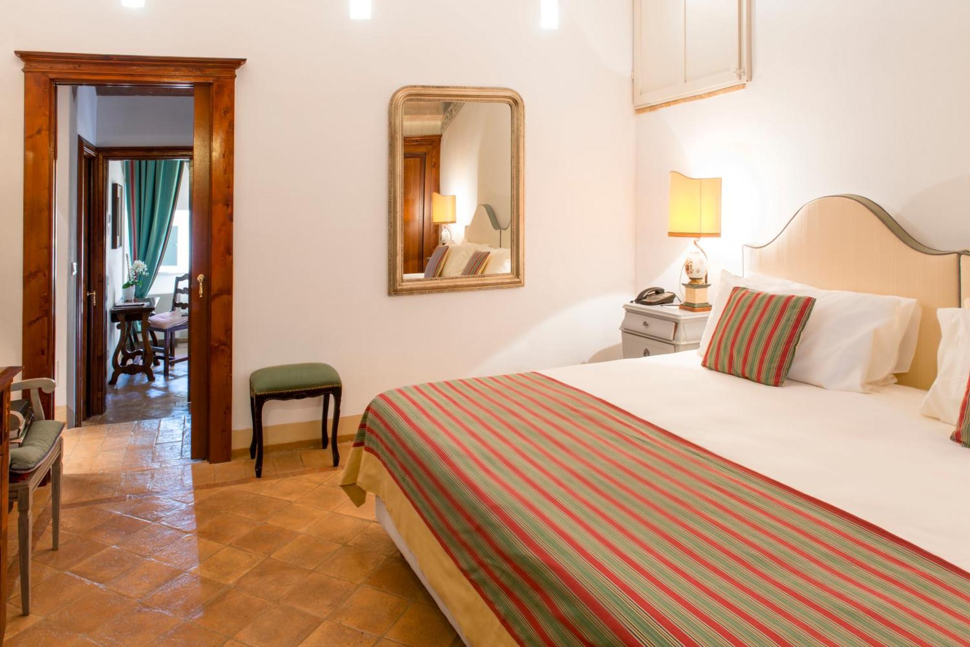 Castello Di Velona Resort, Thermal Spa & Winery Montalcino Exterior photo